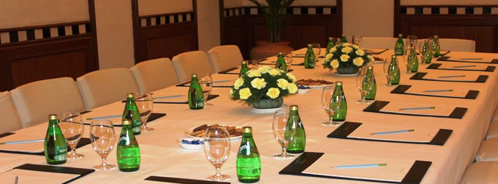 152/The Oberoi Maidens Hotel - Delhi 03.jpg